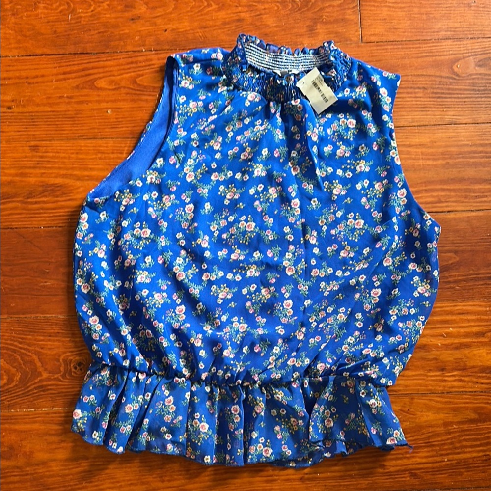 NWT Floral Blue Sleeveless Top White Birch